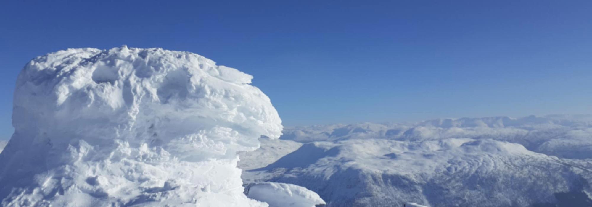 Sundagstur: Sendedalen-Finnbunuten-Myrkdalen Fjellandsby