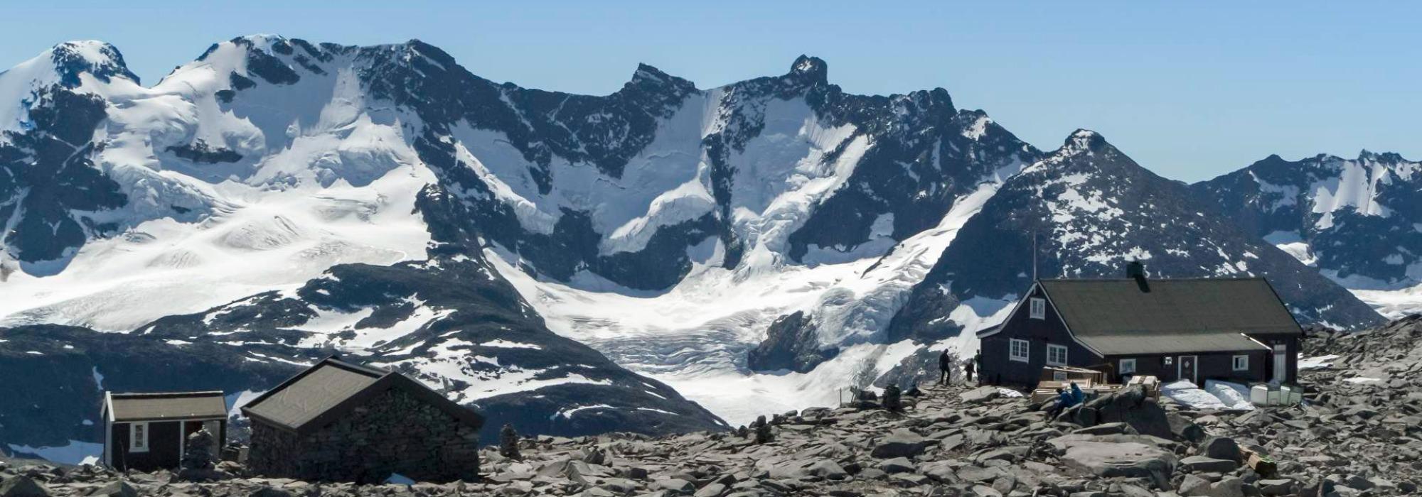 Rundtur i Sognefjellet Sognefjellshytta- Fannaråkhytta (2068 moh)-Skogadalsbøen- Sognefjellshytta