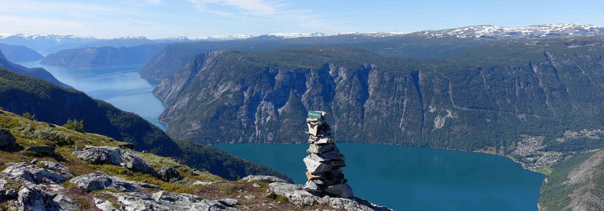 Fottur til Årdalsnosi