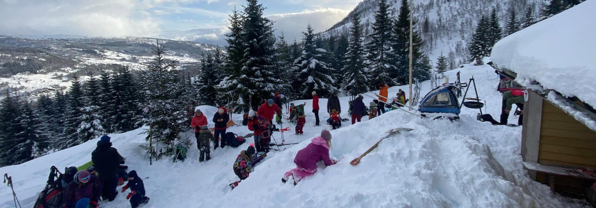 Kom deg ut dagen x Hele Norge båler - Skitur til Kollsetestølen