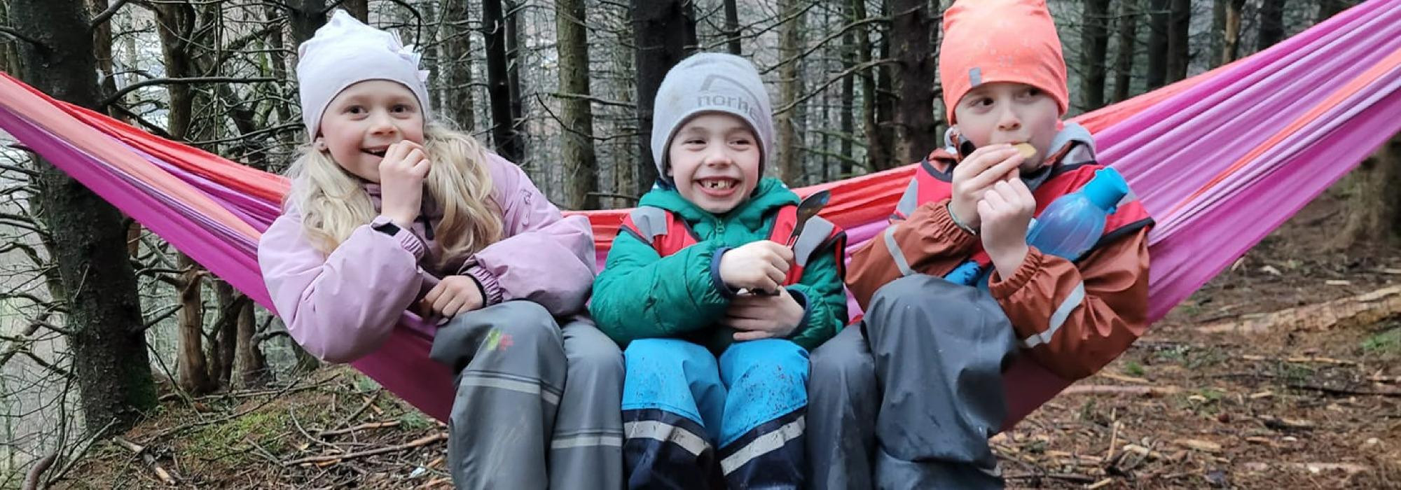 Turboklubben i Alvøskogen: Friluftsaktiviteter for barnefamilier annenhver tirsdag i Loddefjord og omegn