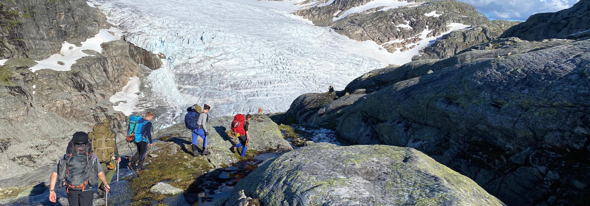 Fjellsporttur til Demmevasshytta og markering av breåret 2025 (FJ25)