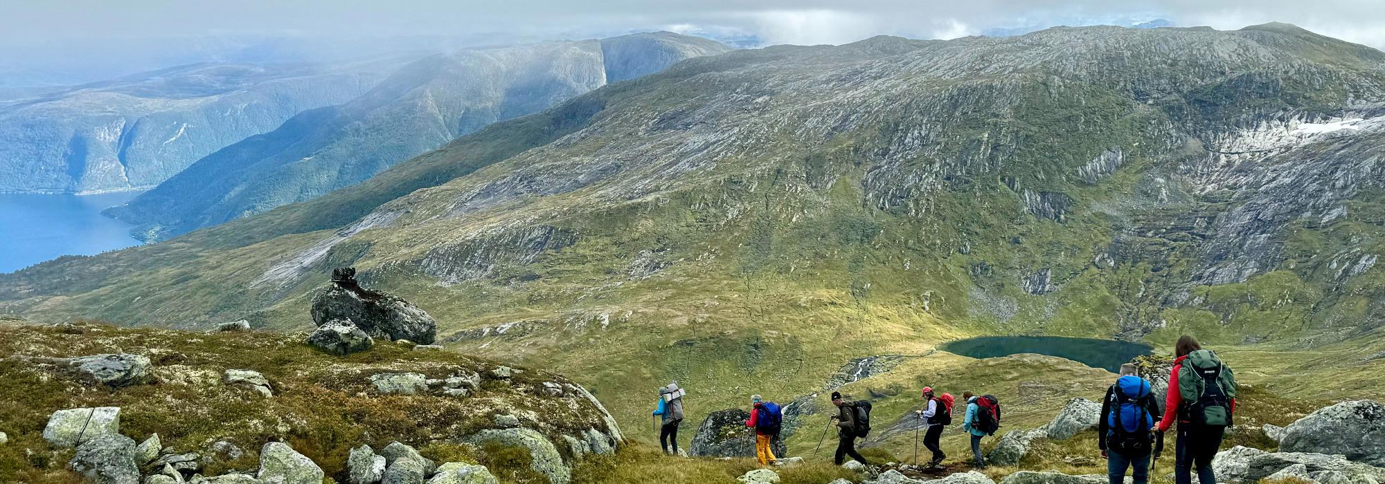 6 dagers eventyr i Stølsheimen fra fjord til fjord