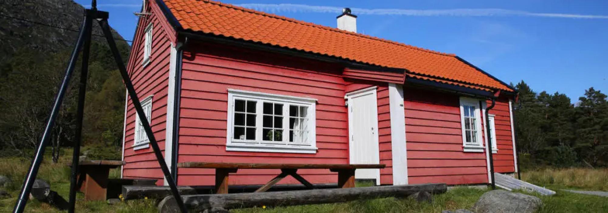 OVERNATTING LUNDASTØL