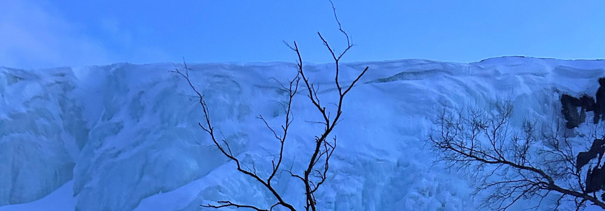 Måneskinnstur på truger til Orvvosfossen!