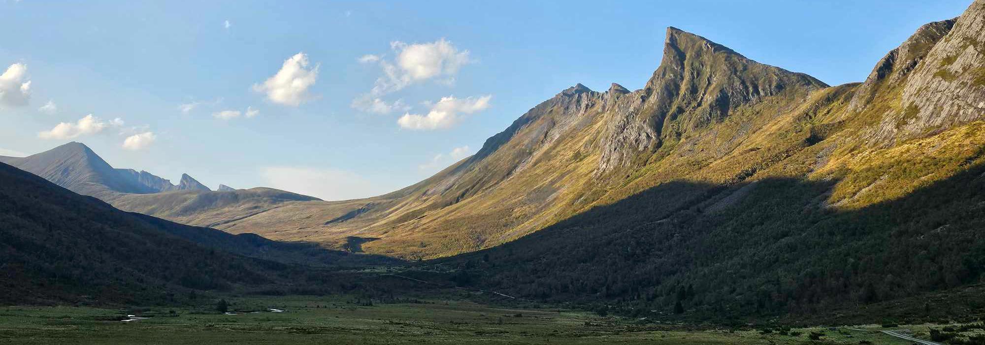 Fottur Hallehornet - Middagshornet (1090m) - (1)