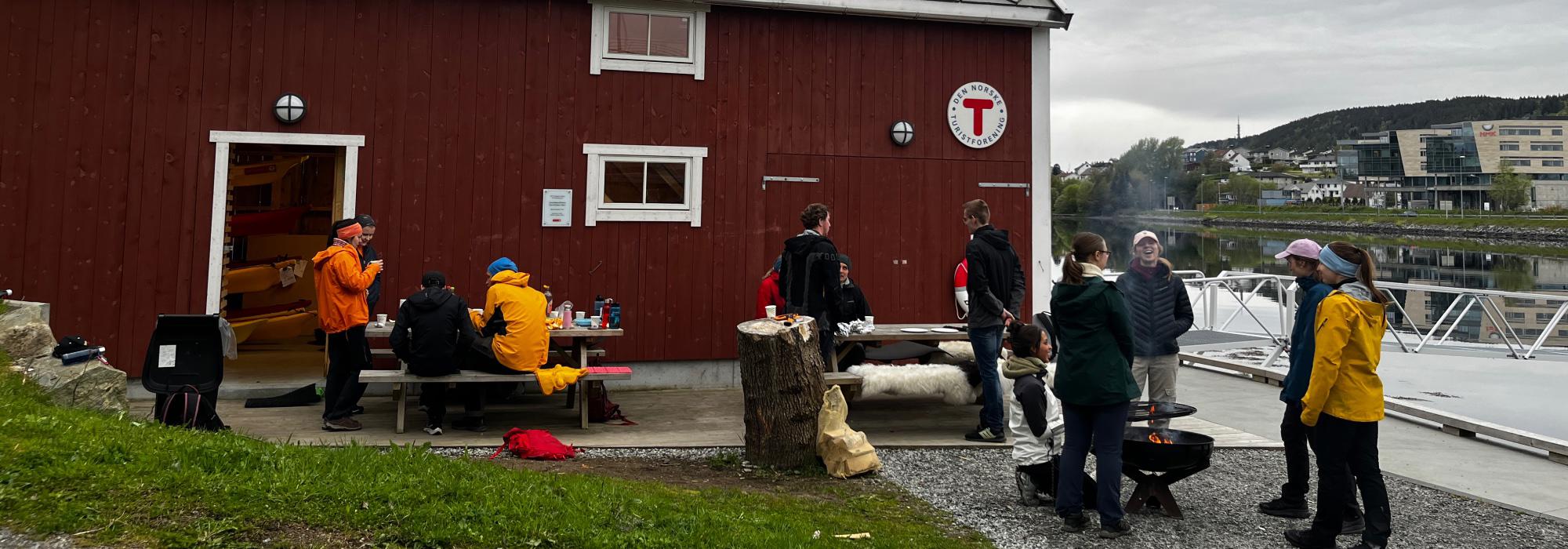 Onsdagshangout (18-35år) - Juleavslutning med grøt og julefilm