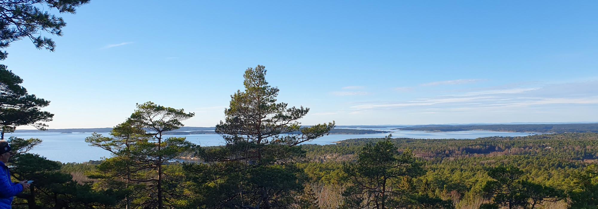 Bjønnehøla, Flatskjæra og Røsnesåsen - Tur og kultur