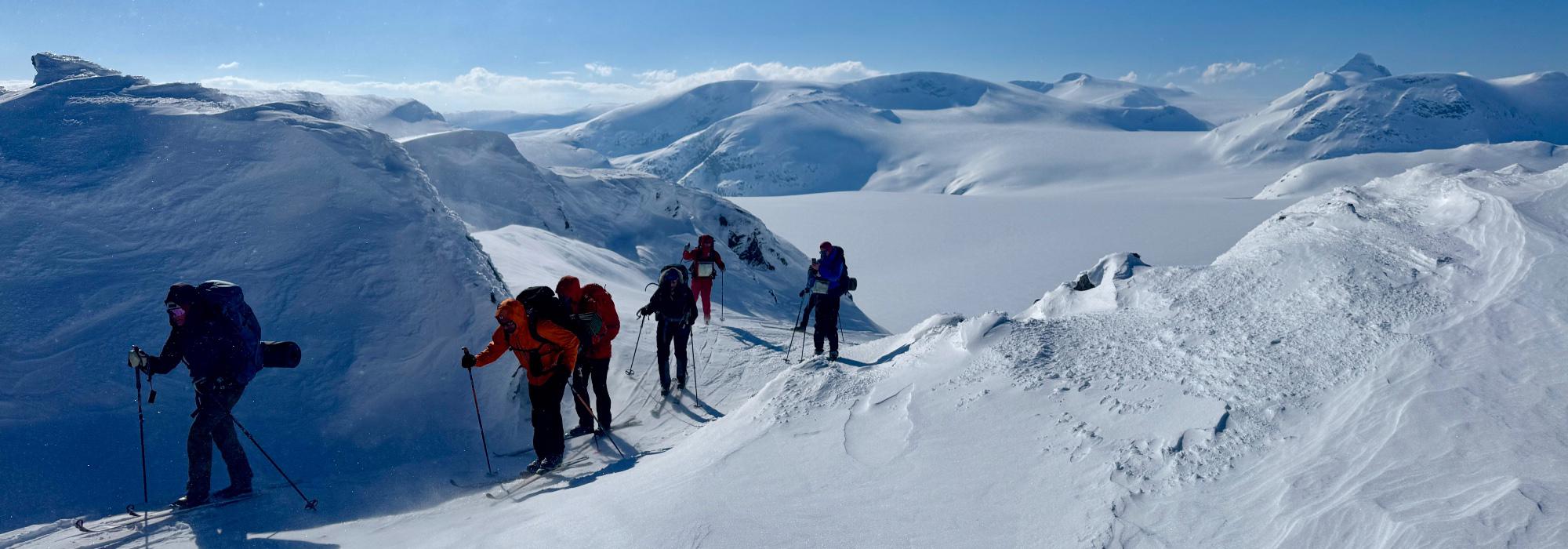 Fjellskitur over breer og topper i Breheimen (FJ26)