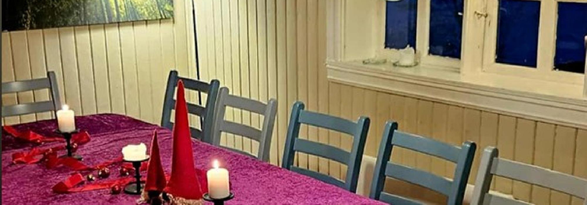 Vandregruppas Luciatur i fjæra med overnatting på Bekkensten