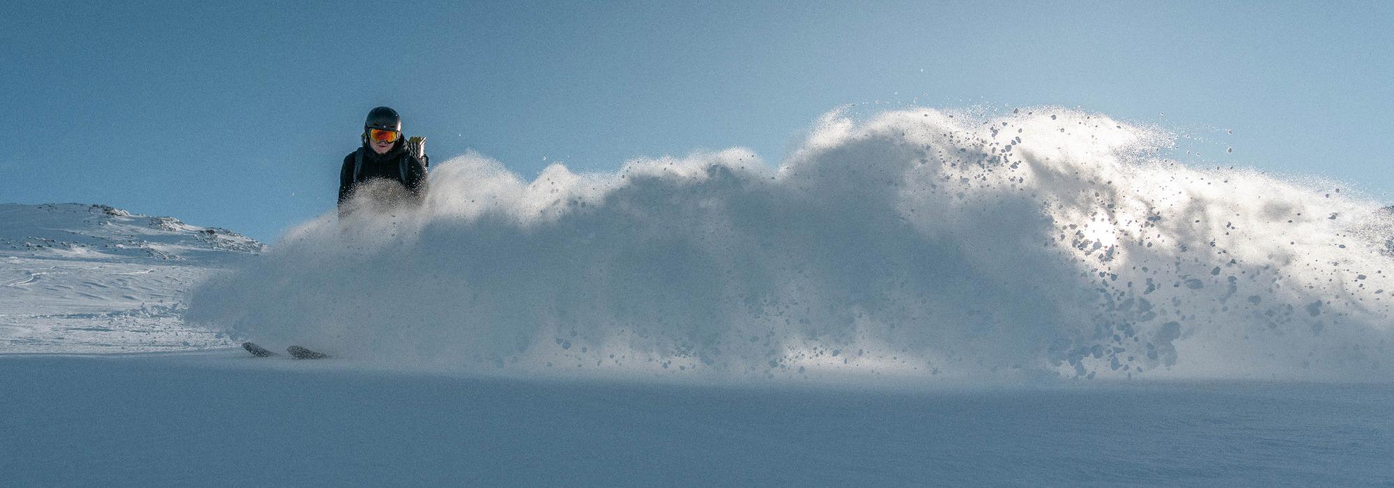 Pudderfest i Breheimen med Explore Skjåk 2026