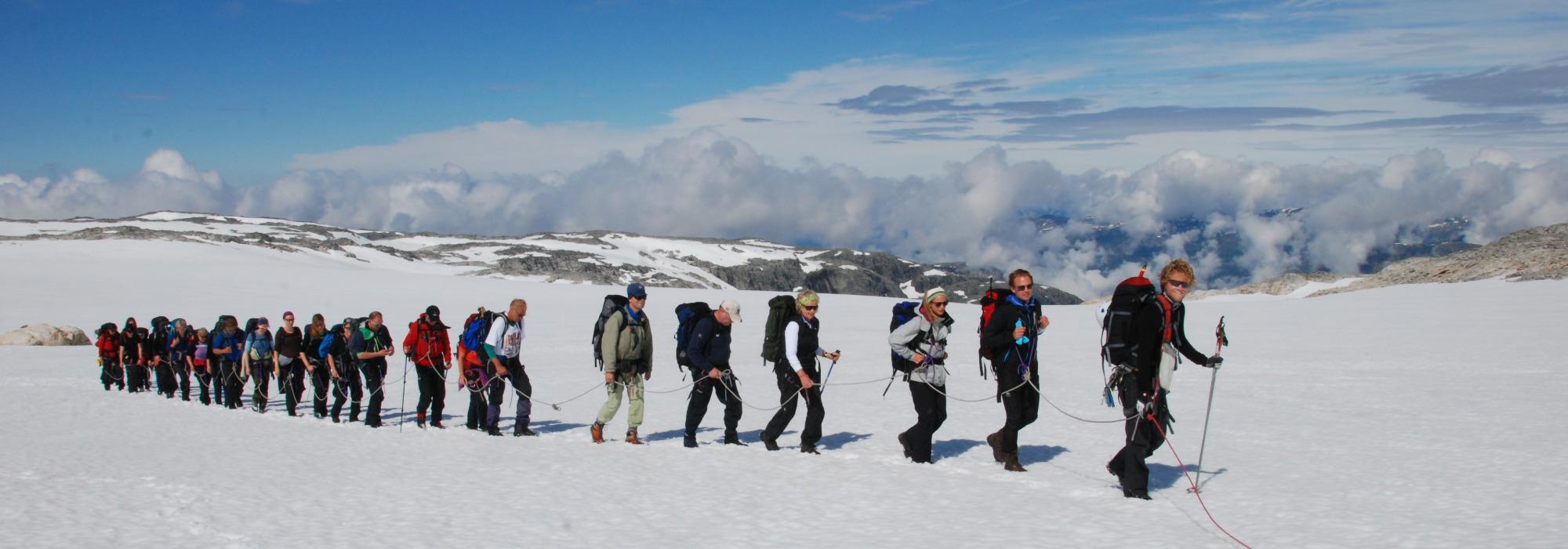 Turistvegen over Folgefonna med breføring