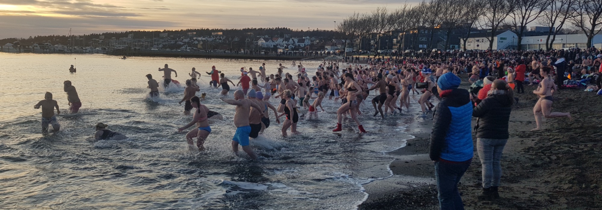 Nyttårsbadet på Sjøbadet