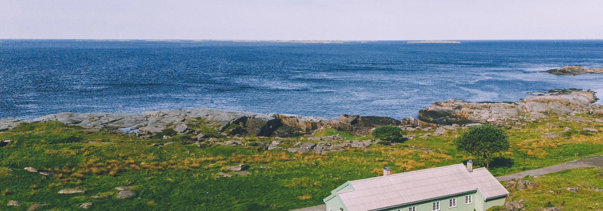 DNT tilrettelagt - Ung på tur til Fjøløy fort med guidet tur og filmkveld