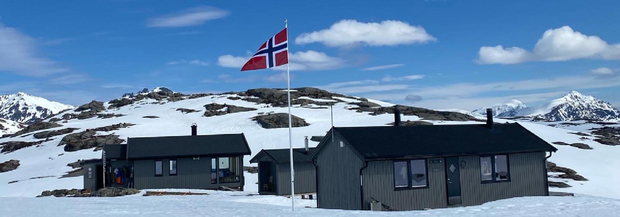 Vårskitur/ Helgetur til Haakonsbu/ dagstur til Toralfsbu