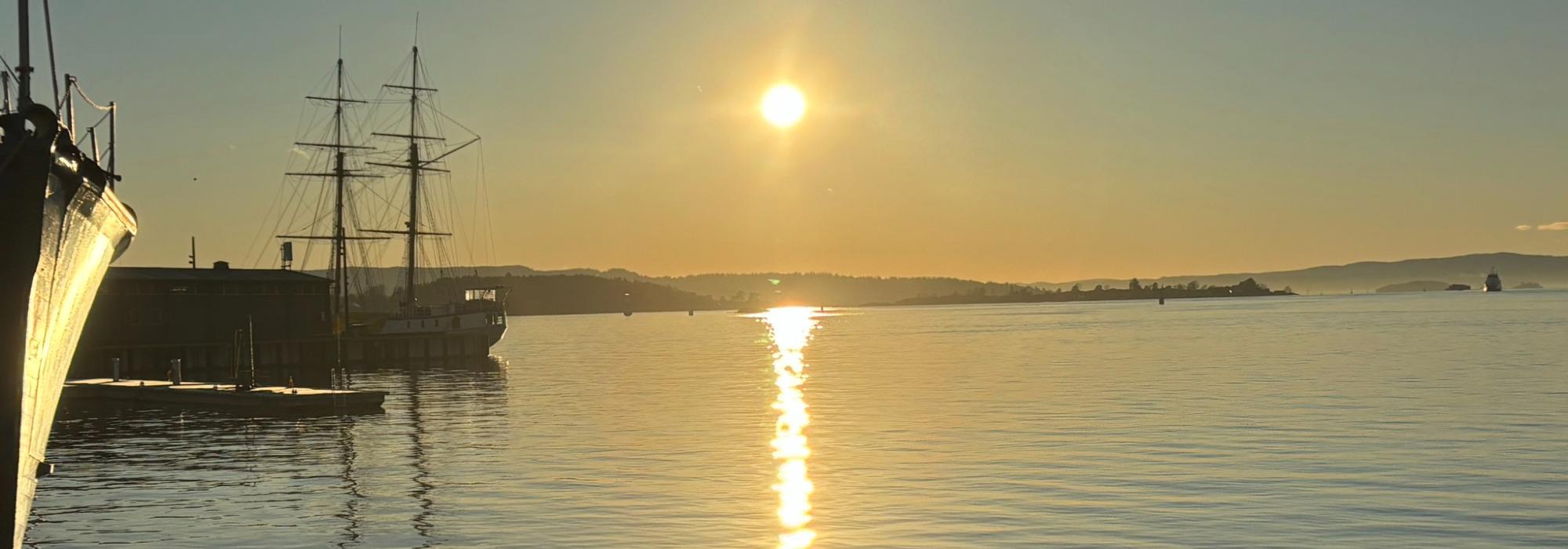 Markering av solsnu og vandring mot lysere dager:-) (26-45 år)