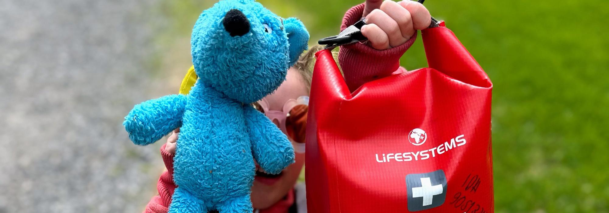 Kosebamsetur og bamsesykehus med Barnas turlag Lørenskog