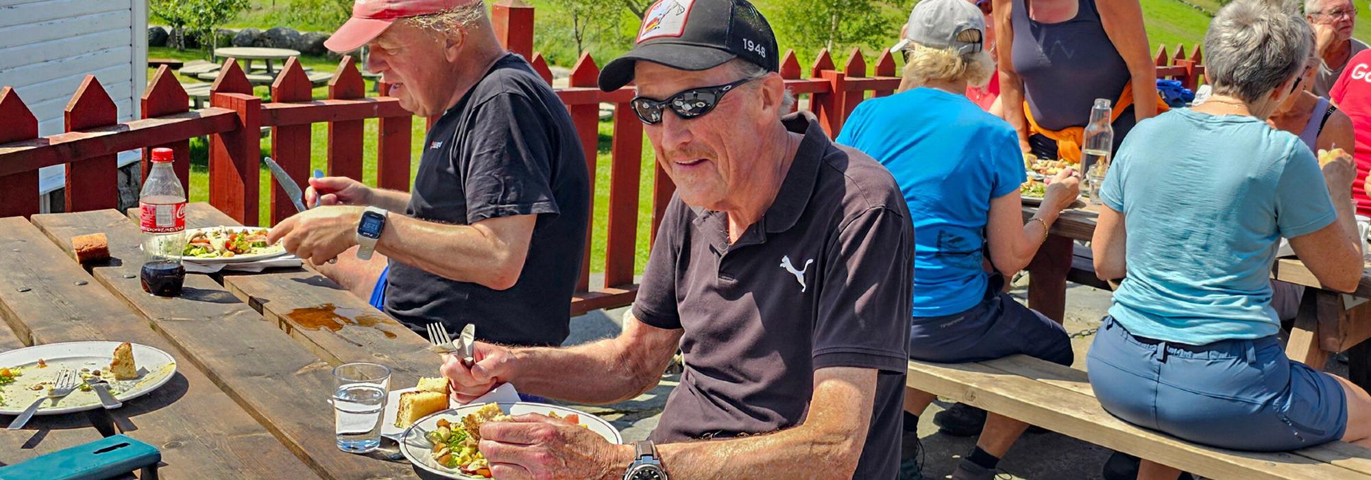 DNT tilrettelagt – Klart det går: Tur og Glad-mat på Gramstad