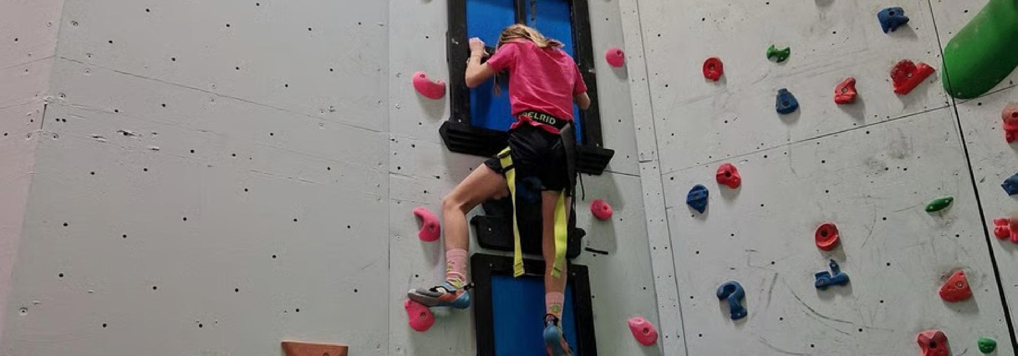 DNT UNG: GRATIS klatring & buss til Lillehammer for ungdom 13-18 år.