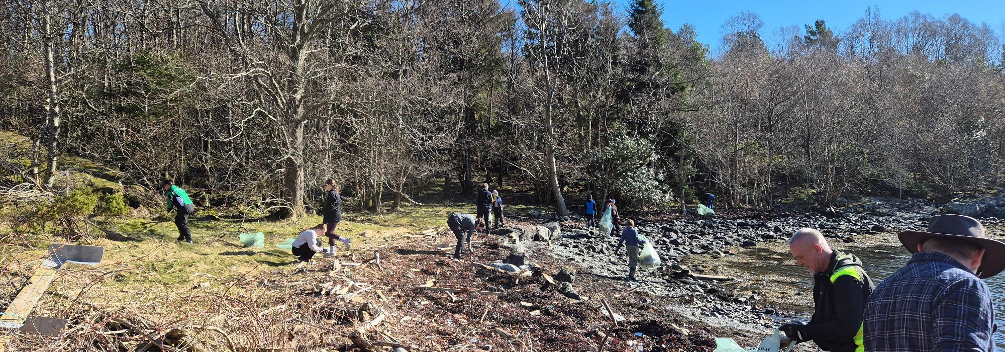 Vårrydding i Kvalvågen lørdag 21. mars 2026