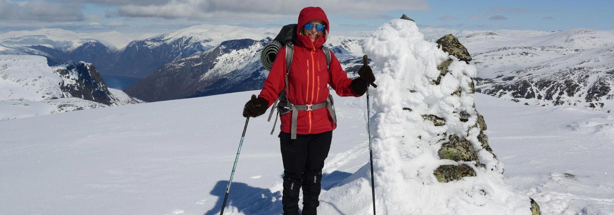 Overnattingstur med kvisting og tur til Trollanut og Fossdalskavlen