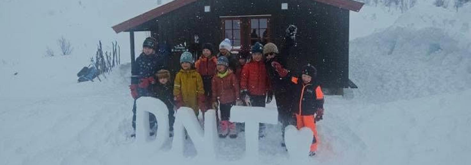 Barnas Turlag Tromsø - Overnattingstur til Trollvassbu!  -