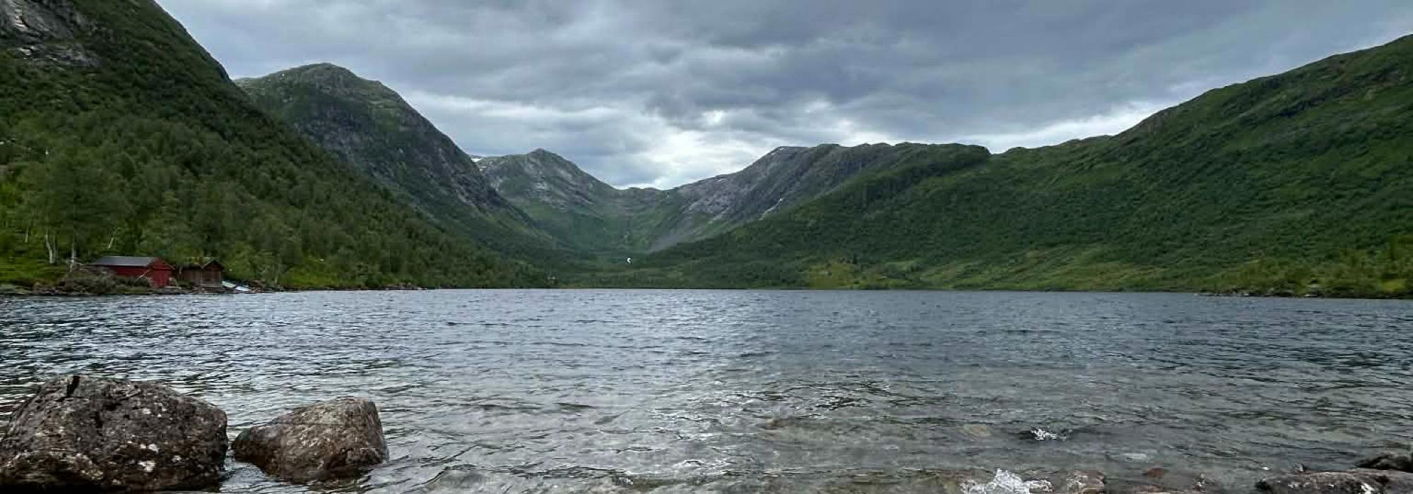 Tysdagstur til Botnastøylen i Angedalen