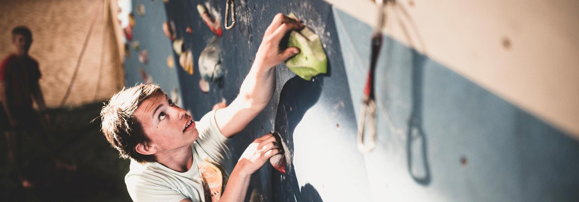 Tirsdagsklatring med DNT ung (14-25 år)