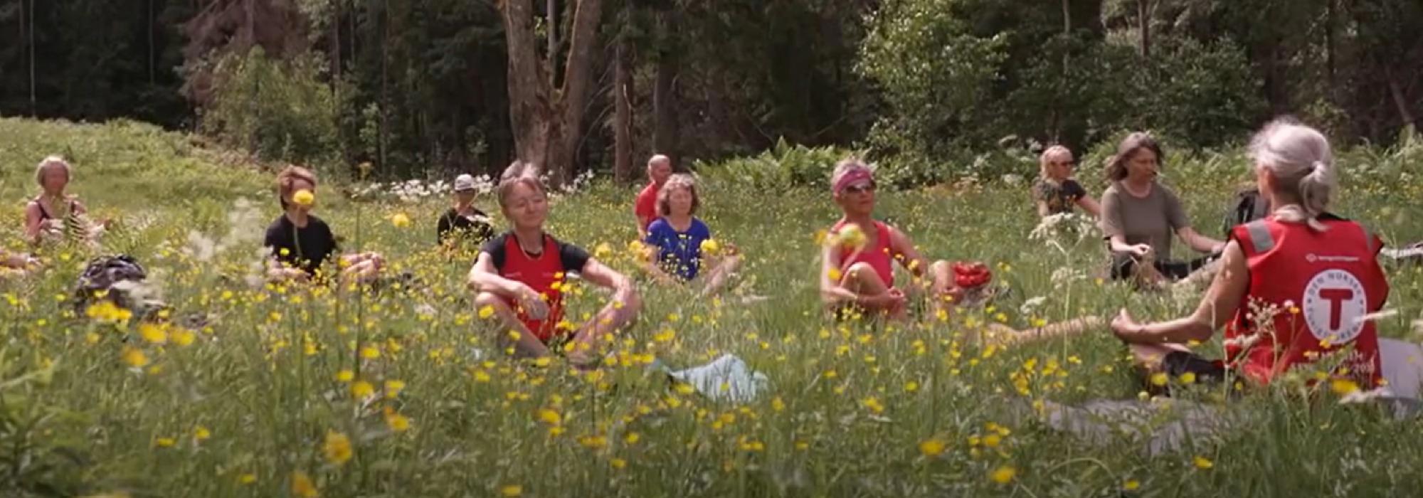 Friluftsyoga på Dølerud