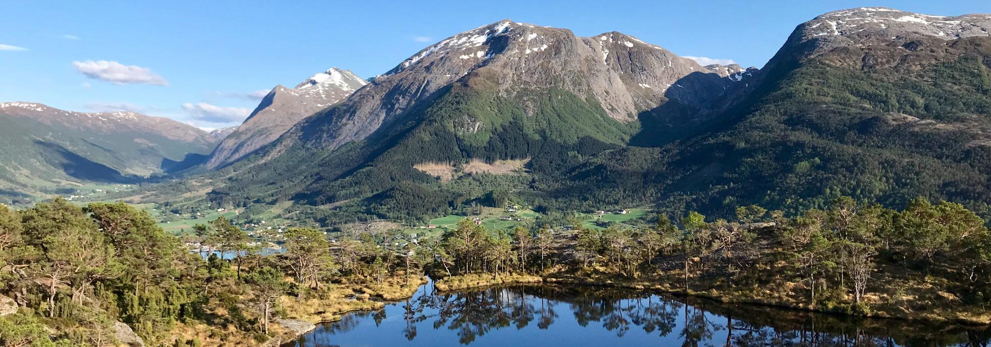 Med kajakk og tursko til Skorpo, Uskedalen