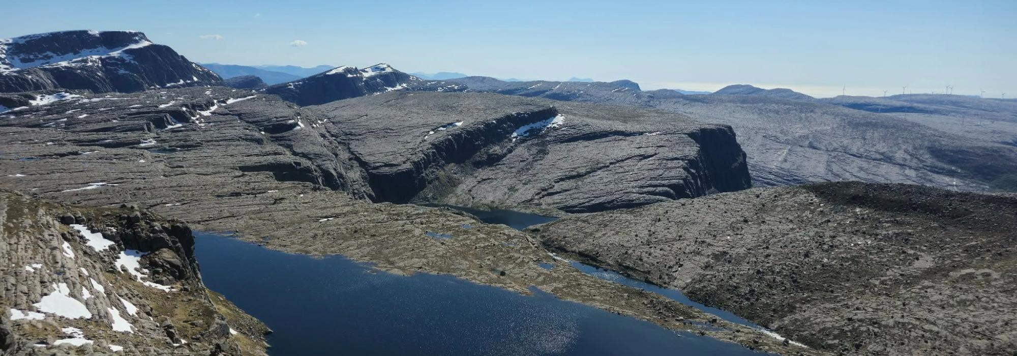 Handkletua, rundtur i det urørte landskap!