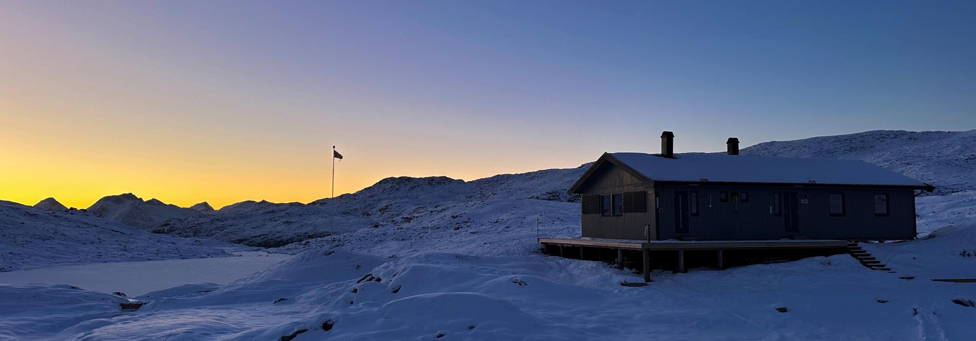 Jentetur - vårskitur til Toralfsbu