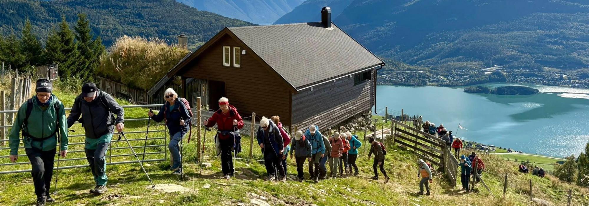 Gardsvandring Sogndal: Ugla - Kvåle med Sogndal Turlag