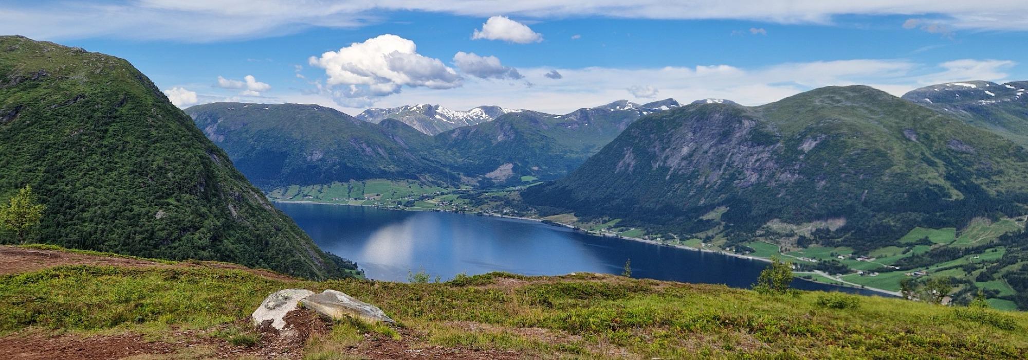 Fottur til Hamnanova og Djupeskaret