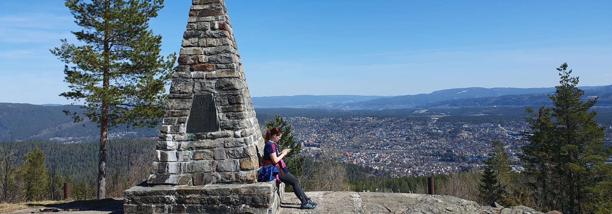 Lørdagstur til Korset og Haus Sachsen fra Funkelia