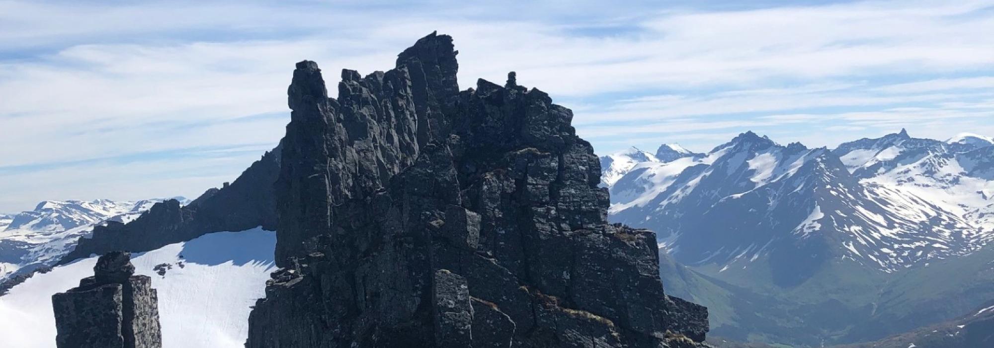 Fjellsporttur til Hammersettinden via Gimsdaltinden