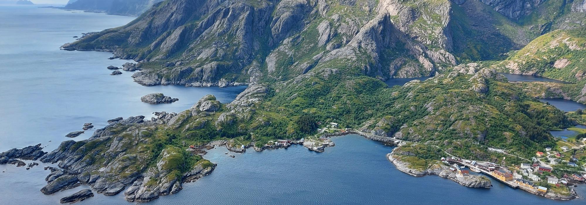 Tur til Tønsåsheia (769 moh.) i Flakstad kommune