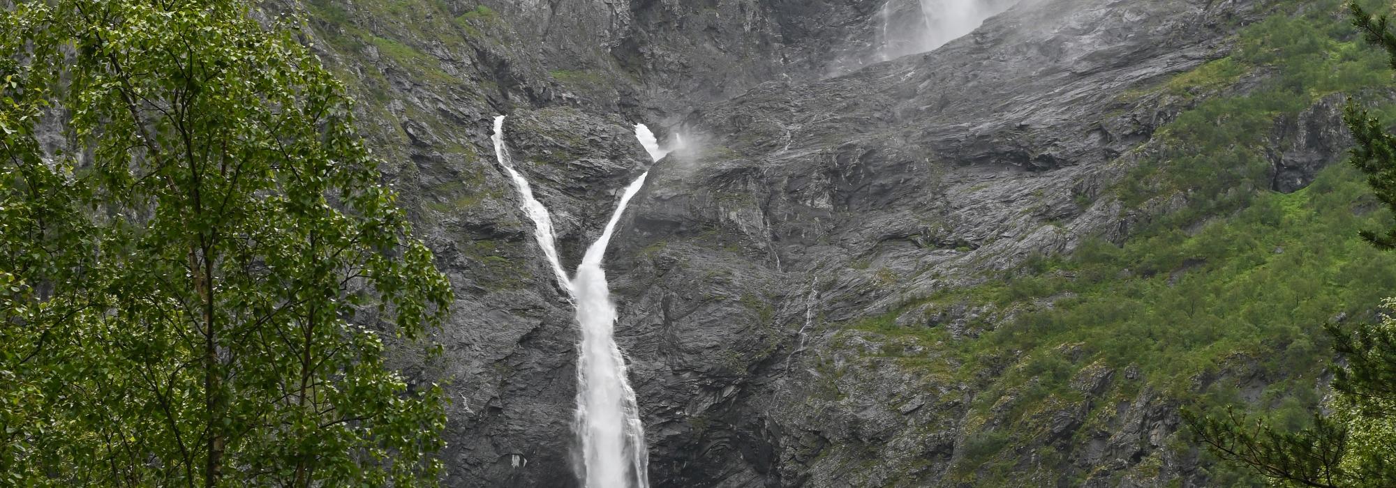 Seniortur til Eikesdalen med Aurstaupet og Mardalsfossen