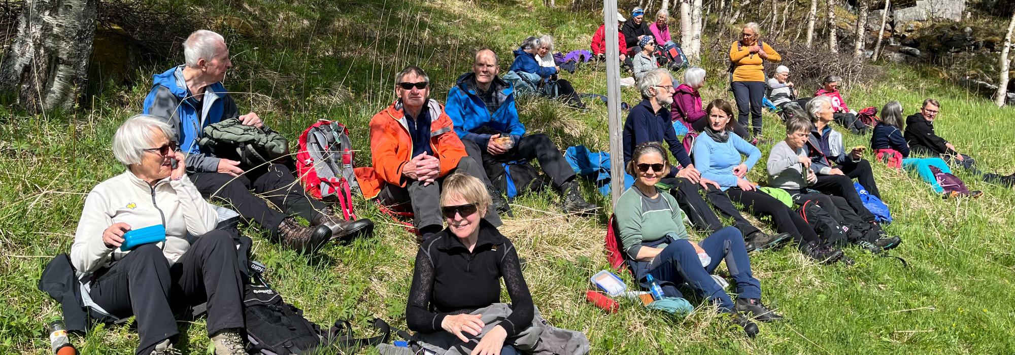 Seniortur: Arlia – Tussvatnfeltet (gruve svovel- og kobberkis) – Hopsfjellet (Veten 402)