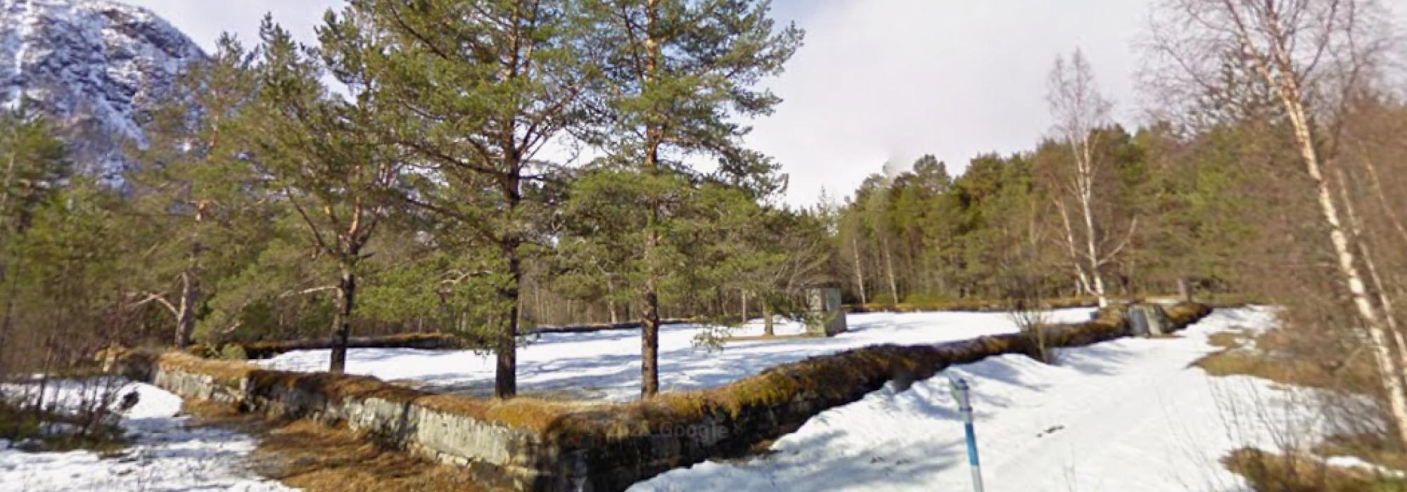 Tur til Botn og Krigskirkegården