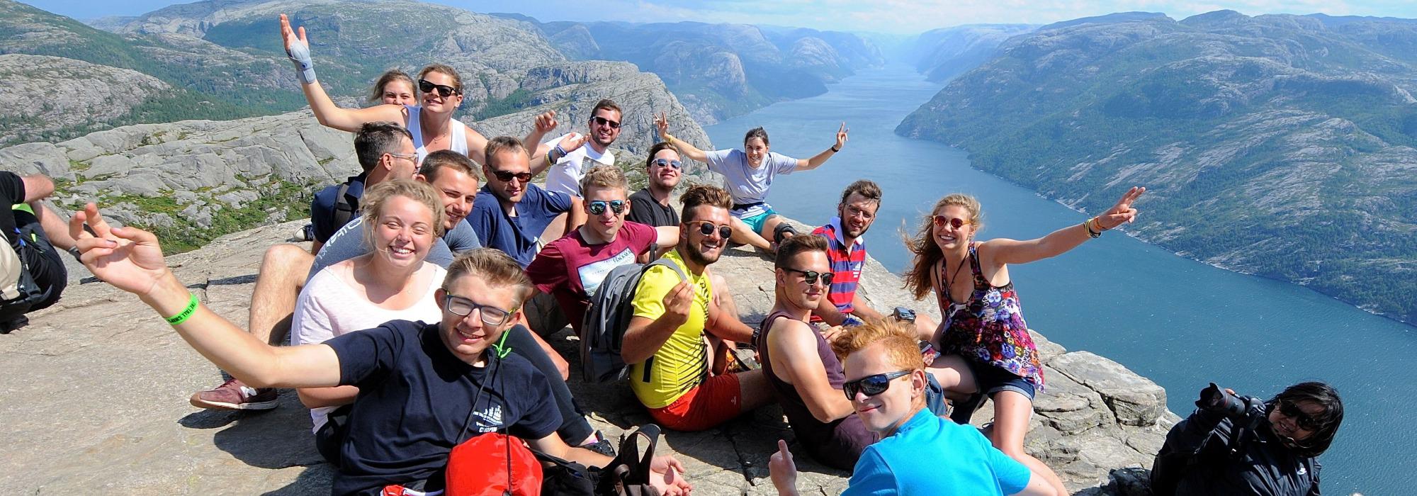 Turleder til Preikestolen med Tall Ships Races