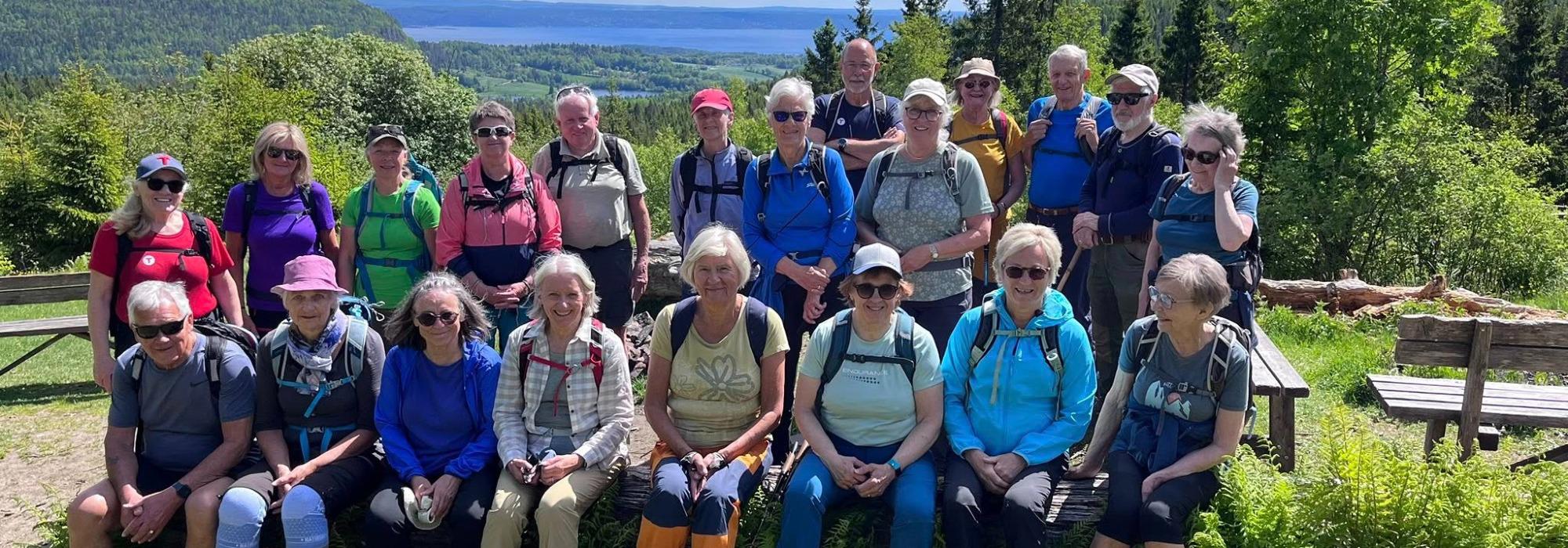 Ut på tur Røyken og Hurum: Rundtur fra Vardåsen